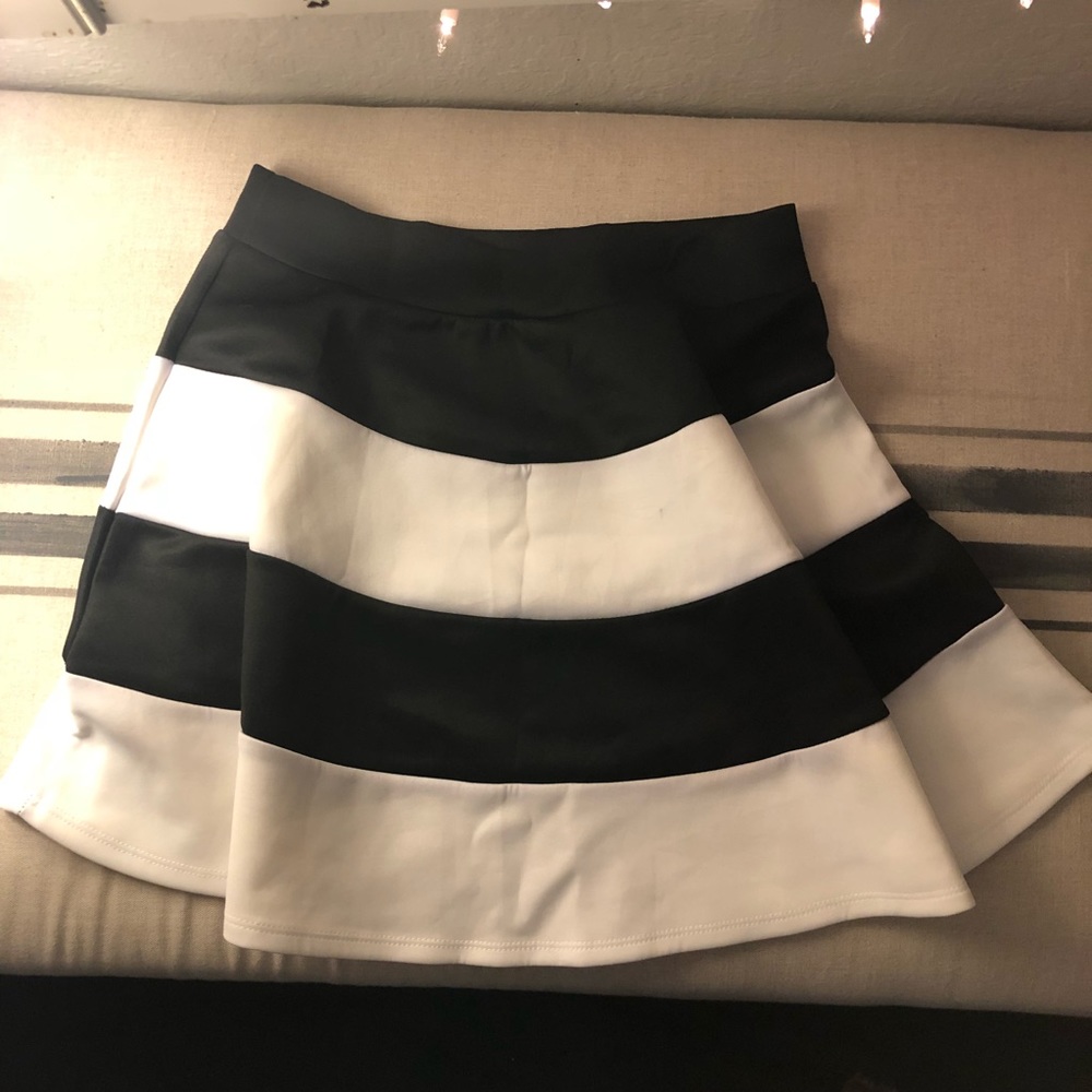 Black & white striped skater skirt